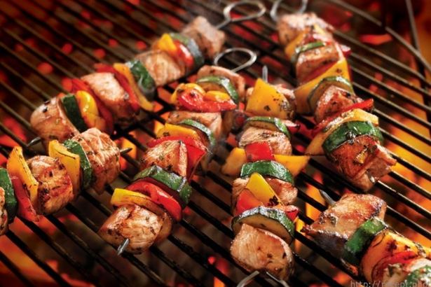 meatfest - u0444u0435u0441u0442u0438u0432u0430u043bu044c u043cu044fu0441u0430 u0432 u041fu0435u0442u0435u0440u0431u0443u0440u0433u0435
