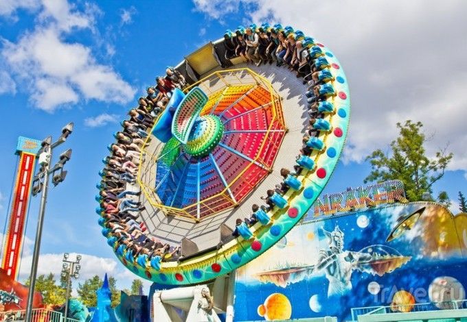 u0422u043eu043f-8 u043bu0443u0447u0448u0438u0445 u043du043eu0432u044bu0445 u0430u0442u0442u0440u0430u043au0446u0438u043eu043du043eu0432 u041fu0435u0442u0435u0440u0431u0443u0440u0433u0430