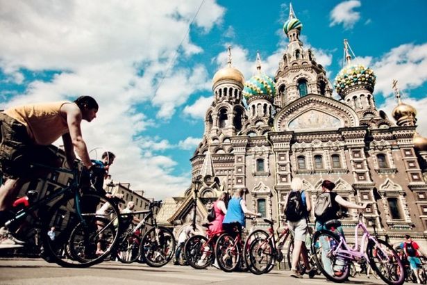 u0412 u0421u0430u043du043au0442-u041fu0435u0442u0435u0440u0431u0443u0440u0433u0435 u0441u043eu0441u0442u043eu0438u0442u0441u044f u0411u043eu043bu044cu0448u043eu0439 u0412u0435u043bu043eu043fu0430u0440u0430u0434