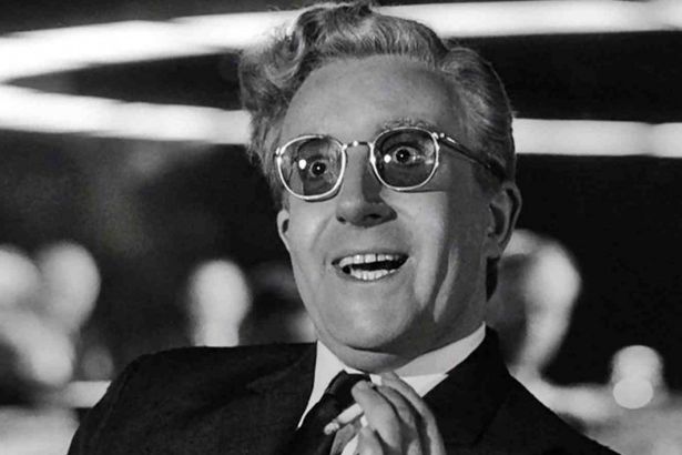 u0411u0435u0441u043fu043bu0430u0442u043du043eu0435 u043au0438u043du043e u043fu043eu0434 u043eu0442u043au0440u044bu0442u044bu043c u043du0435u0431u043eu043c