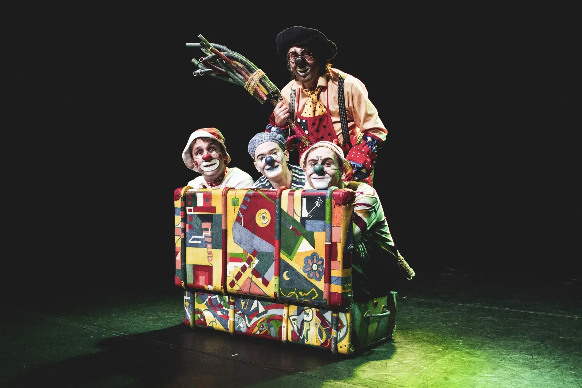 Клоун-мим-театр Мимигранты