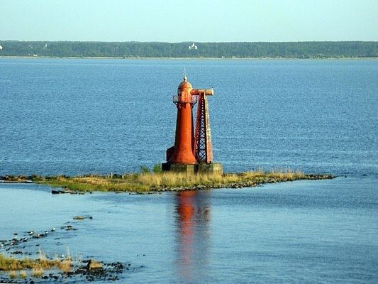 Суровые морские стражи пробивают свинцовый петербургский туман, указывая морякам дорогу, как путеводная звезда. Они окутаны интересными историями и даже боевой славой. Питер Online рассказывает, какие маяки стоит посетить в окрестностях Петербурга: