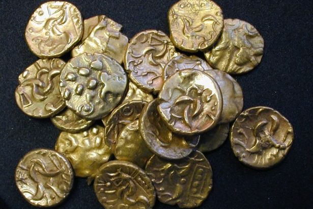 u0418u0441u0442u043eu0440u0438u044f u043cu0438u0440u043eu0432u043eu0433u043e u0434u0435u043du0435u0436u043du043eu0433u043e u043eu0431u0440u0430u0449u0435u043du0438u044f u0432 u043eu0442u0434u0435u043bu0435 u043du0443u043cu0438u0437u043cu0430u0442u0438u043au0438 u042du0440u043cu0438u0442u0430u0436u0430