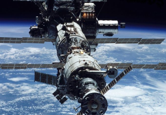 u041fu0435u0442u0435u0440u0431u0443u0440u0436u0446u044b u0441u043cu043eu0433u0443u0442 u0443u0432u0438u0434u0435u0442u044c u041cu041au0421 u043du0435u0432u043eu043eu0440u0443u0436u0435u043du043du044bu043c u0433u043bu0430u0437u043eu043c