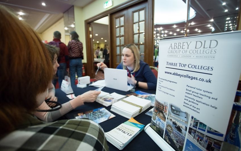 u0412u044bu0441u0442u0430u0432u043au0430 u0437u0430u0440u0443u0431u0435u0436u043du043eu0433u043e u043eu0431u0440u0430u0437u043eu0432u0430u043du0438u044f SMAPSE EDUCATION