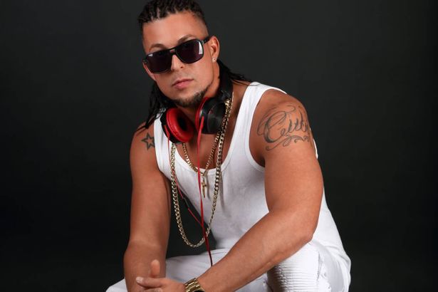 u041au0443u0431u0438u043du0441u043au0438u0439u00a0u0431u0430u0447u0430u0442u0435u0440u043e Dustin Richie u0432u043fu0435u0440u0432u044bu0435 u0432 u0420u043eu0441u0441u0438u0438u00a0