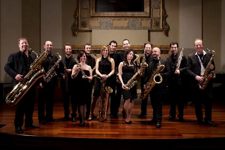 u0424u0435u0441u0442u0438u0432u0430u043bu044c u00abu0414u0432u043eu0440u0446u044b u0421u0430u043du043au0442-u041fu0435u0442u0435u0440u0431u0443u0440u0433u0430u00bb u0437u0430u043au0440u043eu044eu0442u0441u044f u0433u0440u0430u043du0434u0438u043eu0437u043du044bu043c u043au043eu043du0446u0435u0440u0442u043eu043c 