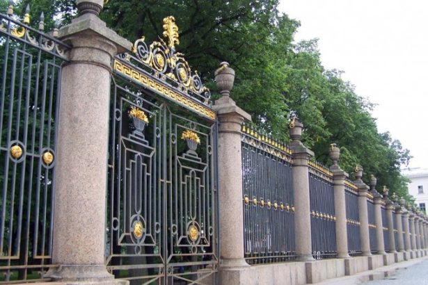 u041bu0435u0442u043du0438u0439 u0438 u041cu0438u0445u0430u0439u043bu043eu0432u0441u043au0438u0439 u0441u0430u0434u044b