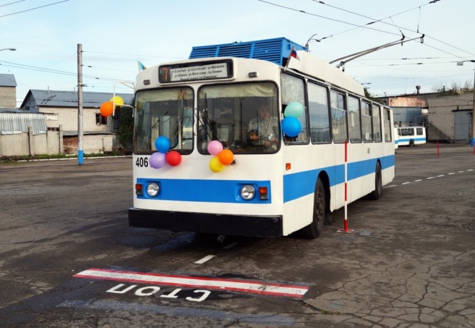 В День города выберут лучшего водителя троллейбуса России 12 u0412 u0414u0435u043du044c u0433u043eu0440u043eu0434u0430 u0432u044bu0431u0435u0440u0443u0442 u043bu0443u0447u0448u0435u0433u043e u0432u043eu0434u0438u0442u0435u043bu044f u0442u0440u043eu043bu043bu0435u0439u0431u0443u0441u0430 u0420u043eu0441u0441u0438u0438