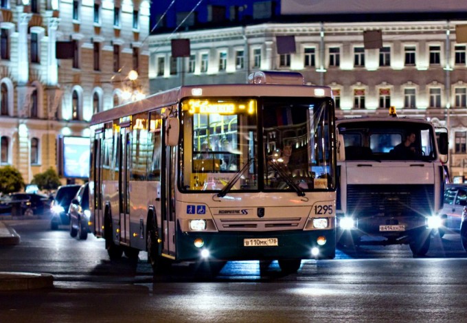 В ближайшие праздники ночью будут ходить автобусы 12 u0412 u0431u043bu0438u0436u0430u0439u0448u0438u0435 u043fu0440u0430u0437u0434u043du0438u043au0438 u043du043eu0447u044cu044e u0431u0443u0434u0443u0442 u0445u043eu0434u0438u0442u044c u0430u0432u0442u043eu0431u0443u0441u044b