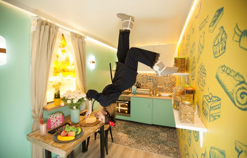 Питер Online Дом Вверх Дном в Петербурге