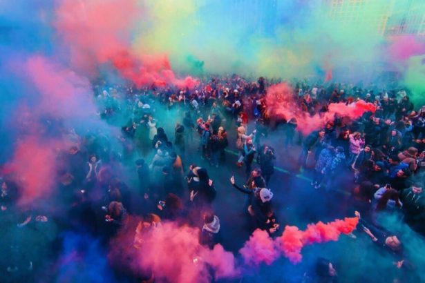 Фестиваль цветного дыма