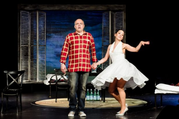 u041fu043eu0441u0442u0430u043du043eu0432u043au0430 u00abu0421u043cu043eu0442u0440u0438u0442u0435u043bu044c u0444u0430u0441u0430u0434u043eu0432u00bb