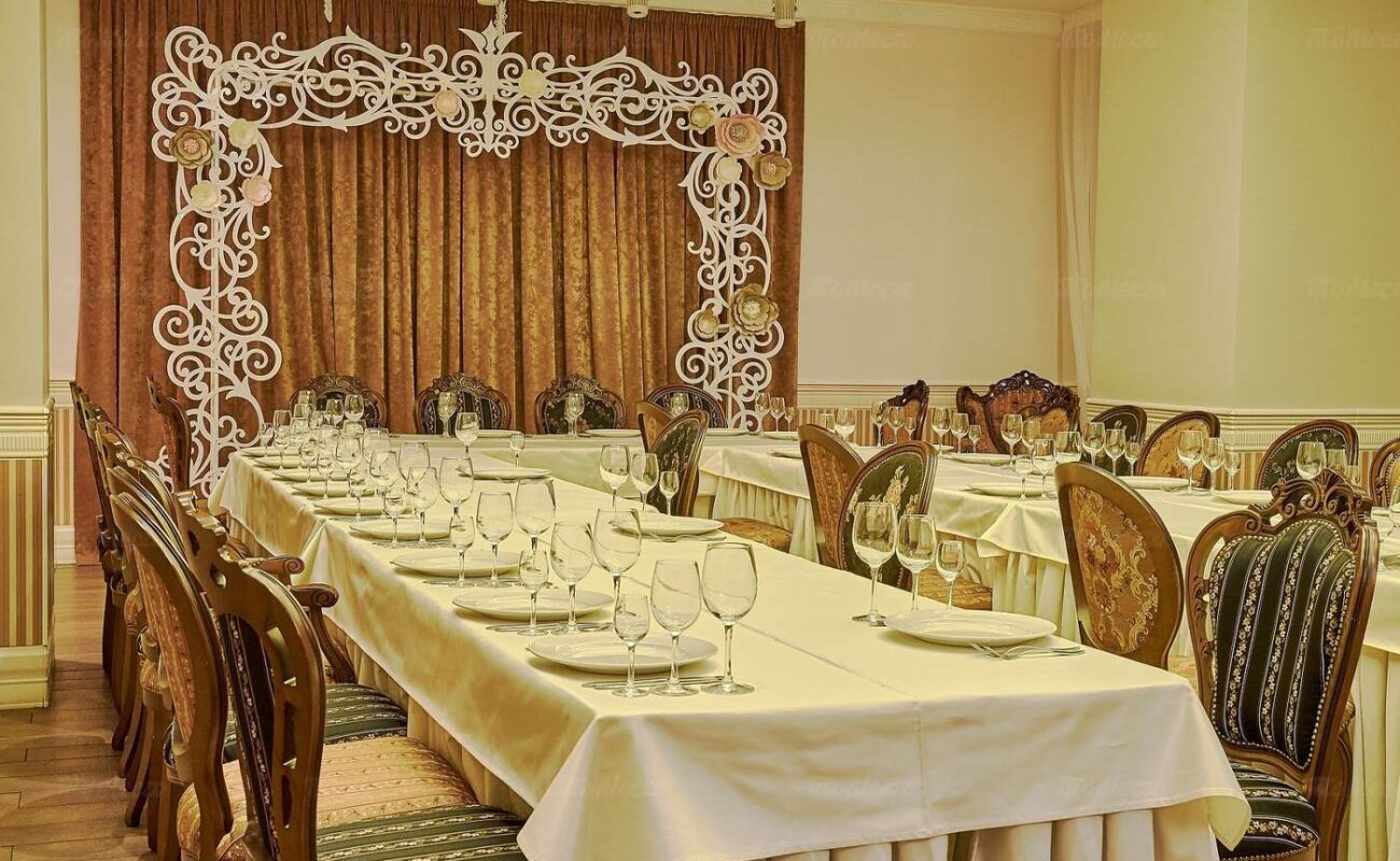 Выставка самых больших домашних кошек — мейн-кунов, вес которых достигает до 25 килограмм, покажут в «Этажах» 12-13 августа.&nbsp;