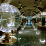 «Вселенная воды» — так называется один из самых необычных музейных комплексов Санкт-Петербурга. Он расположен на Шпалерной улице, 56, напротив Таврического дворца.  