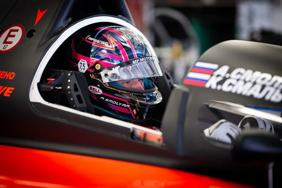 15 главных событий июня в Петербурге: афиша белых ночей 2025 32 Июнь в Петербурге — это не просто месяц, а целая вселенная возможностей. Белые ночи превращают город в декорацию для счастья: от оперы под звездами до SUP-прогулок по Фонтанке.