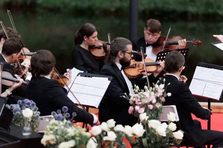 15 главных событий июня в Петербурге: афиша белых ночей 2025 47 Концерт классической музыки в загородном клубе Репино-Ленинское