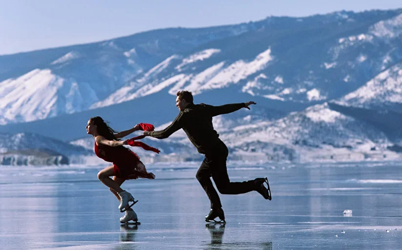 15 главных событий июня в Петербурге: афиша белых ночей 2025 40 Сцена из рок-мюзикла на льду Ассоль