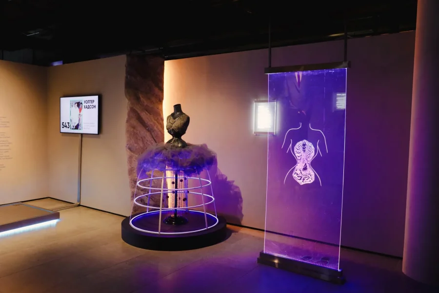 50 необычных музеев Петербурга интересных для взрослых и детей 69 Яркие граффити, автомобиль Элвиса Пресли, гигантский макет Петербурга, столетний парфюм, специи и кофе со всего света, оригинальные вещицы для любовных утех — и это далеко не все интересности из этих необычных музеев. Большой список всех занимательных музеев и выставок Петербурга, которые понравятся как гостям, так и жителям города.