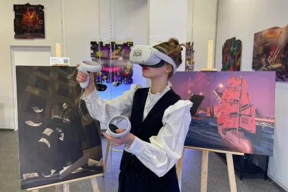 В VR-музее «Интерактив» phygital-галереи «Охра» проходят уникальные мастер-классы по искусству будущего – VR-живописи.