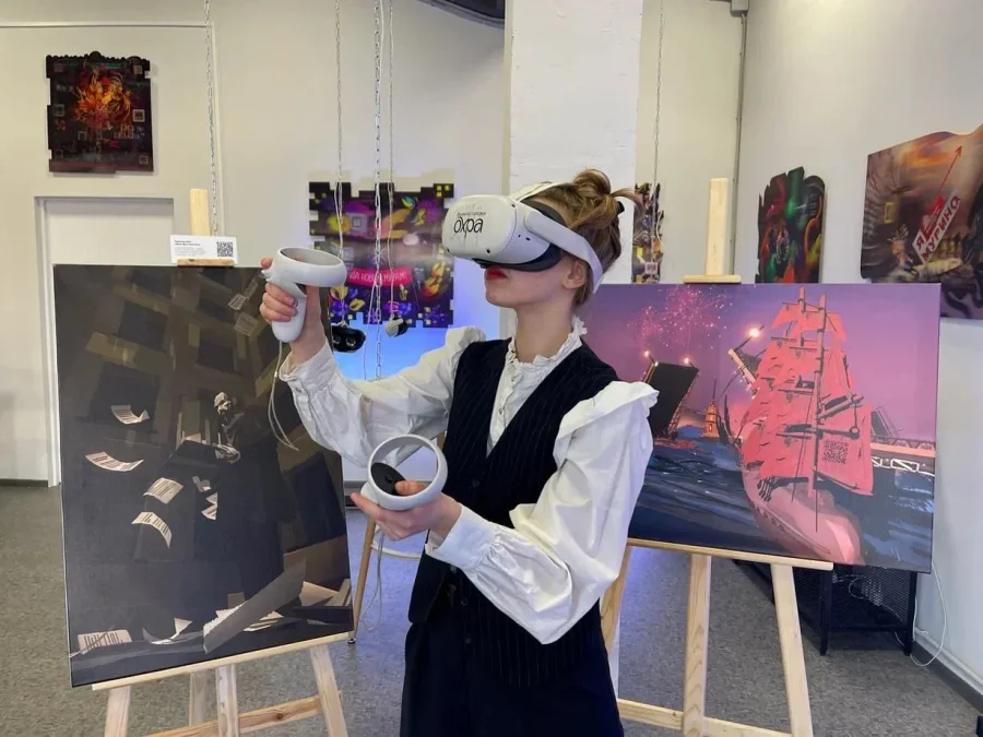 Мастер-классы по рисованию в VR 16 В VR-музее «Интерактив» phygital-галереи «Охра» проходят уникальные мастер-классы по искусству будущего – VR-живописи.