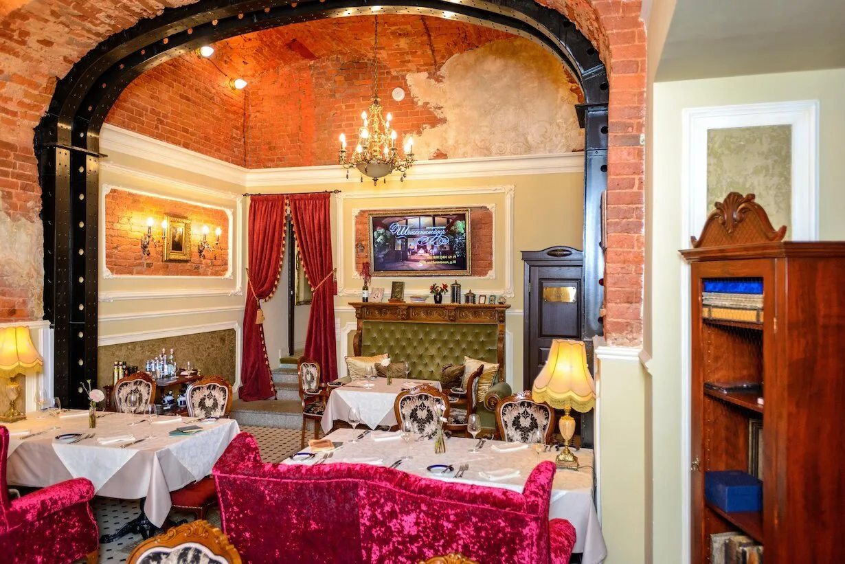 15 мест где вкуснее всего для веганов в Санкт-Петербурге 63 Вегетарианское кафе Прекрасная Зеленая в Санкт-Петербурге — уютный интерьер