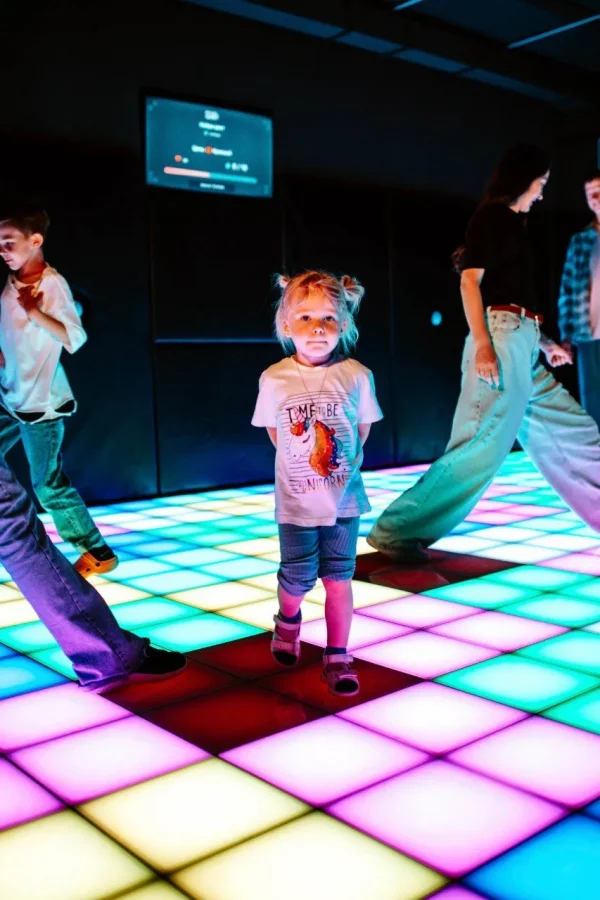 20 необычных развлечений СПб: куда сходить за яркими впечатлениями 63 Петербург полон захватывающих развлечений: от необычных музеев до экстремальных парков. Узнайте, как сделать ваш отдых незабываемым.