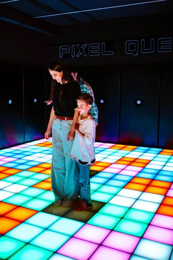 20 необычных развлечений СПб: куда сходить за яркими впечатлениями 62 Петербург полон захватывающих развлечений: от необычных музеев до экстремальных парков. Узнайте, как сделать ваш отдых незабываемым.