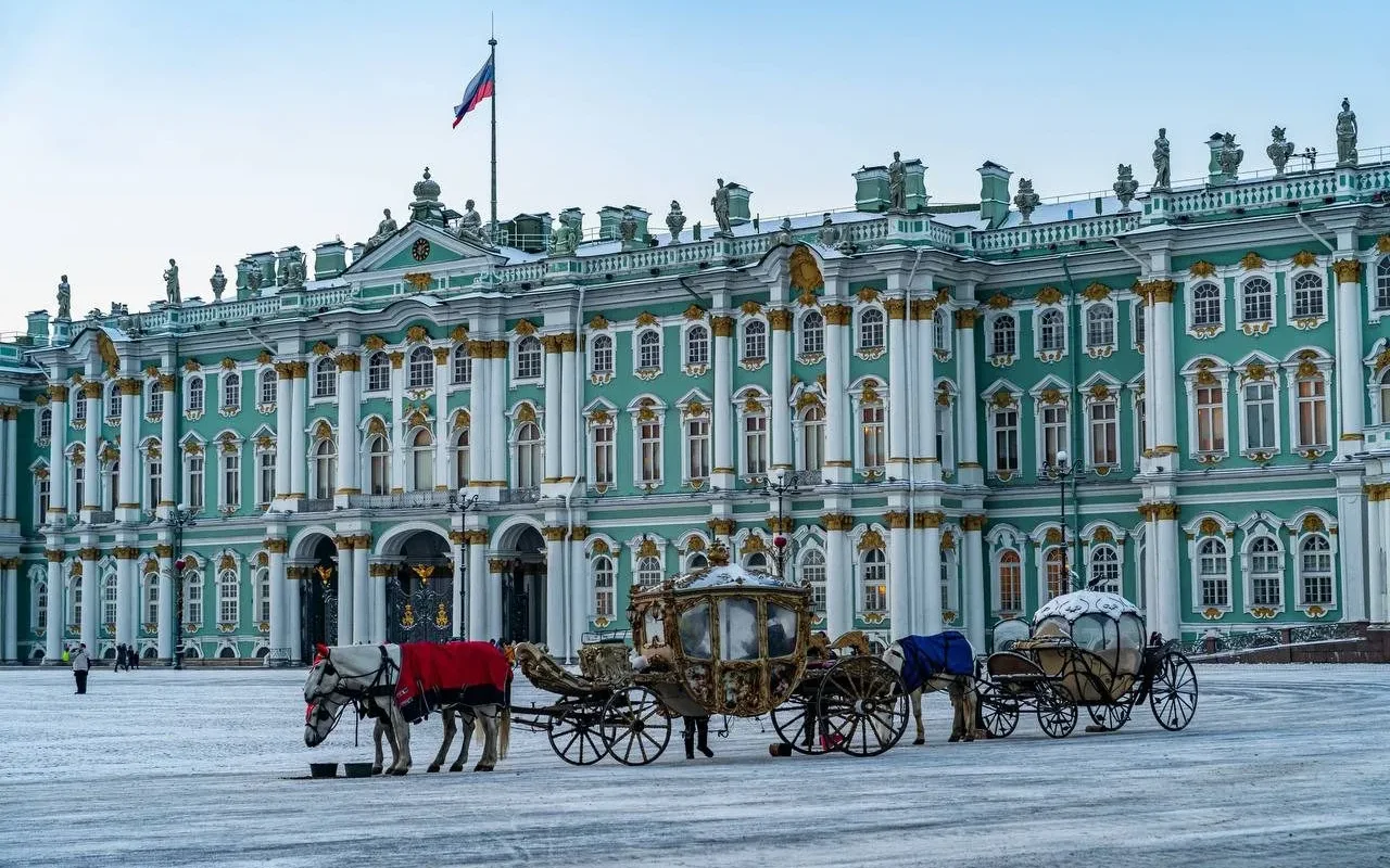 Государственный Эрмитаж объявил день открытых дверей. 22 февраля вход в Главный музейный комплекс и Главный штаб будет свободным для всех категорий посетителей.